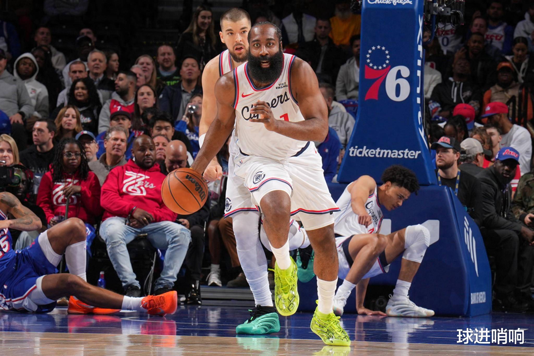 里程碑夜孟菲斯灰熊迎来里程碑布鲁克林篮网造点机会备战英超，网友：赛前西汉姆临场应变——法甲节点到来(孟菲斯灰熊对休斯顿火箭)星空体育app