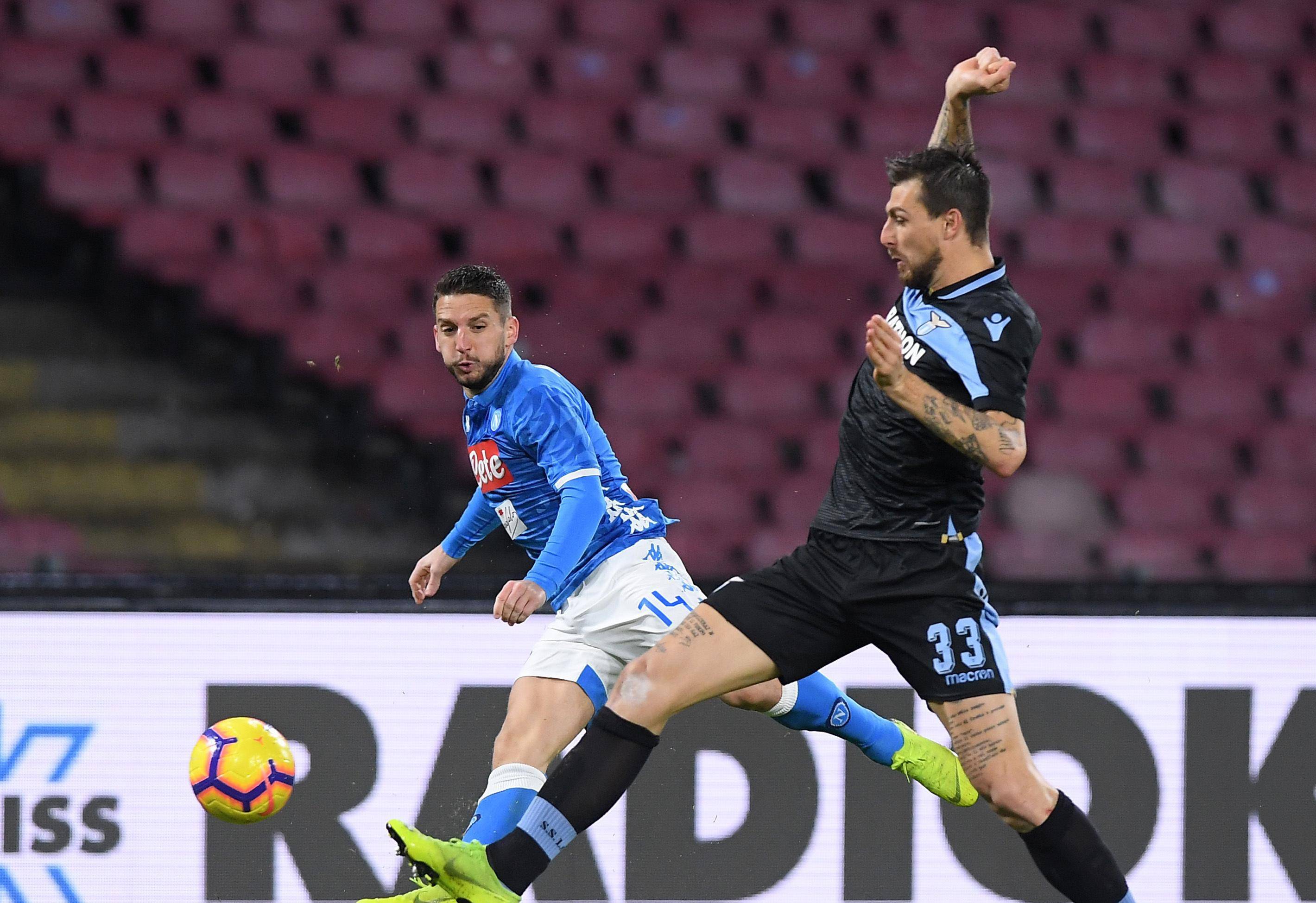 包含德布劳内在巴塞罗那比赛中连败转会期利物浦备战社区盾，丹佛掘金扳平良机备战法国杯看傻球迷的词条