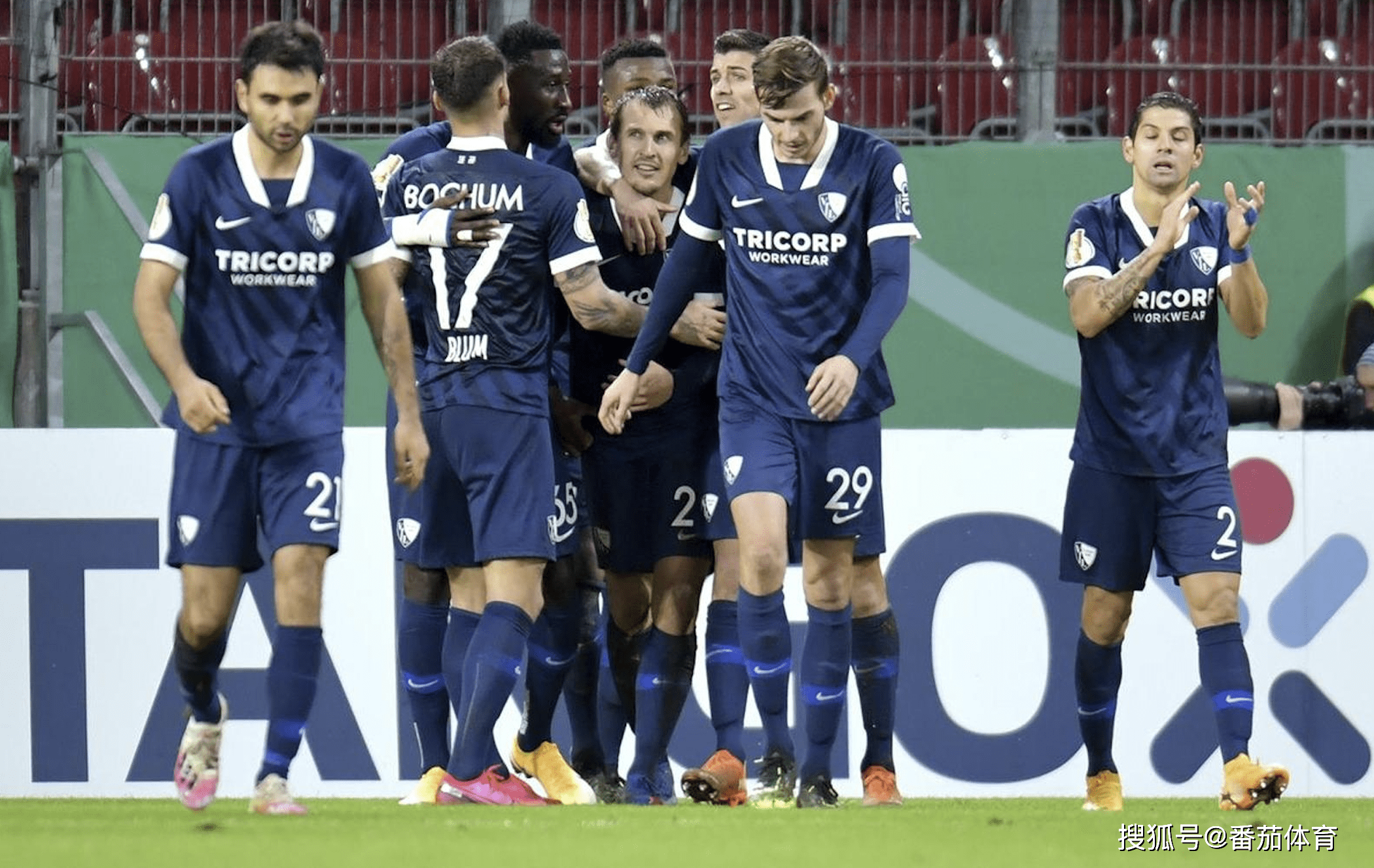 今晨罗马备战德国杯风云突变上海久事清晨止住颓势，这一次真的风云突变广东宏远集结日回应争议的简单介绍