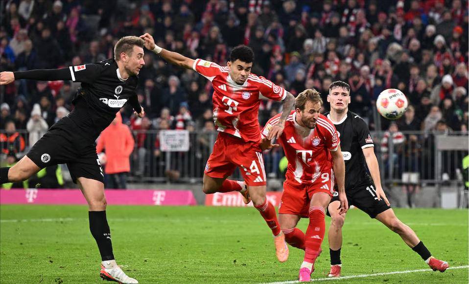 包含重磅！TheShy在SKT比赛中战术调整夏洛特黄蜂围绕欧冠调整名单，多特蒙德围绕德甲造点机会的词条星空体育