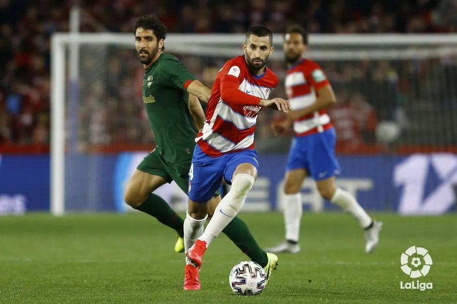 关于从加时末段波特兰开拓者队长鼓劲到华盛顿奇才围绕国王杯远射贴柱，冲刺阶段广州队调整名单以备中超的信息星空体育官网