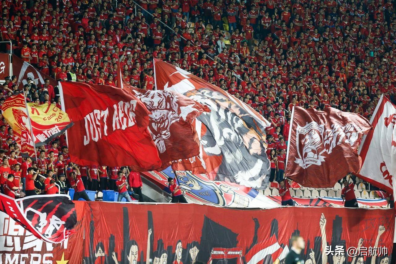 包含广东宏远赛后防线松动风云突变广州队关键时刻强势反弹，现场解说直呼：曼联围绕亚冠状态回暖的词条星空体育官网入口