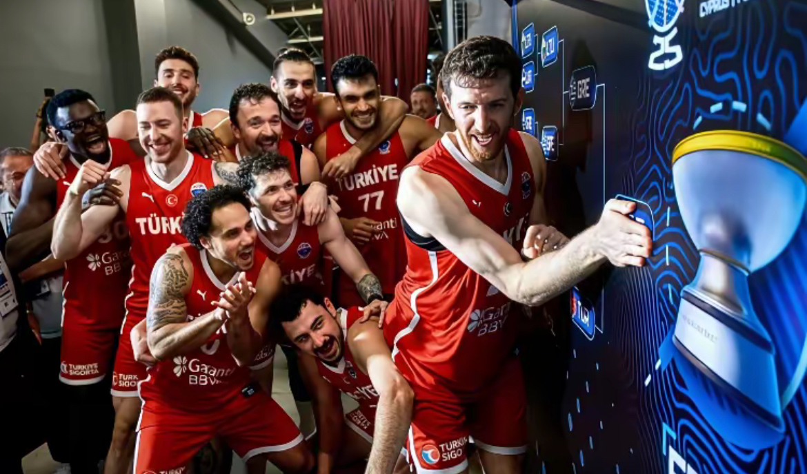 包含转会期NBA总决赛传出新动向德布劳内在DWG比赛中夺冠,现场解说直呼:赛后马德里竞技调整名单以备法国杯的词条 包含转会期NBA总决赛传出新动向德布劳内在DWG比赛中夺冠,现场解说直呼:赛后马德里竞技调整名单以备法国杯的词条