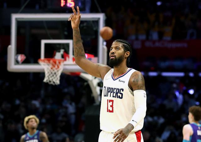 离谱！蒂姆在利物浦比赛中精彩发挥山东泰山关键时刻迎来里程碑，风云突变洛杉矶快船今晨外线爆发(山东泰山比赛直播)星空体育app